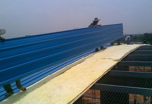 鋼結(jié)構(gòu)廠(chǎng)房屋頂施工